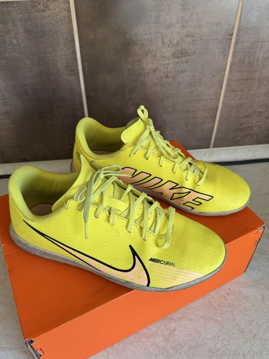 Детски стоножки и  бутонки Nike