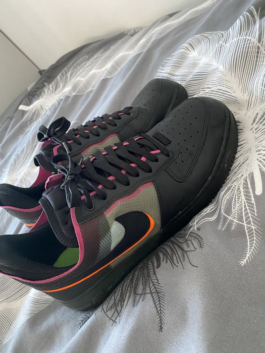adidasi nike negri