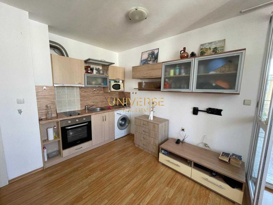 Продава се Двустаен апартамент в к.к. Слънчев бряг - 62 кв.м за 568 €/кв.м - Снимка #2