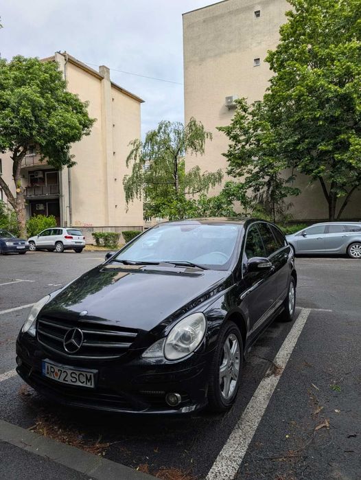 Mercedes-Benz Clasa R (W251) R 280 CDI V6 (190 CP) 4MATIC G-TRONIC 2009 7 locuri