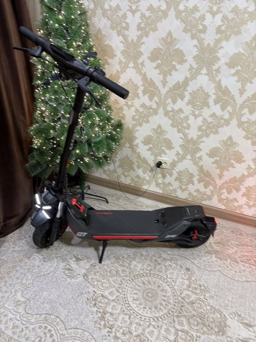 Электросамокат ninebot segway zt3 pro