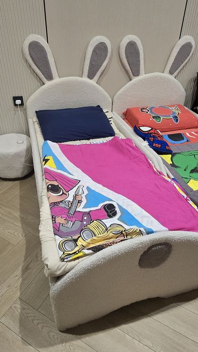Продам 2  детских кровати зайчики