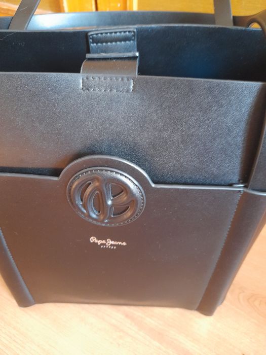 Дамска чанта -pepe jeans