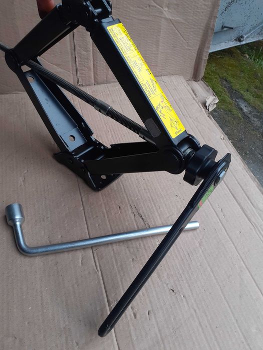 Cric,cheie de roti MERCEDES ML, GL, GLE, GLS, GLC, GLK, GLA