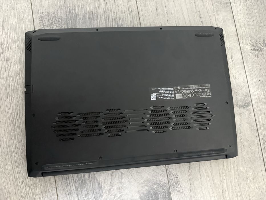 Lenovo IdeaPad Gaming 3 – Ryzen 5 5600H / RTX 3050 / 8GB RAM / SSD NVMe