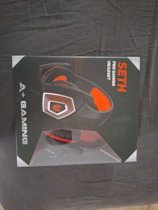 Casti de gaming pentru console si calculatoare