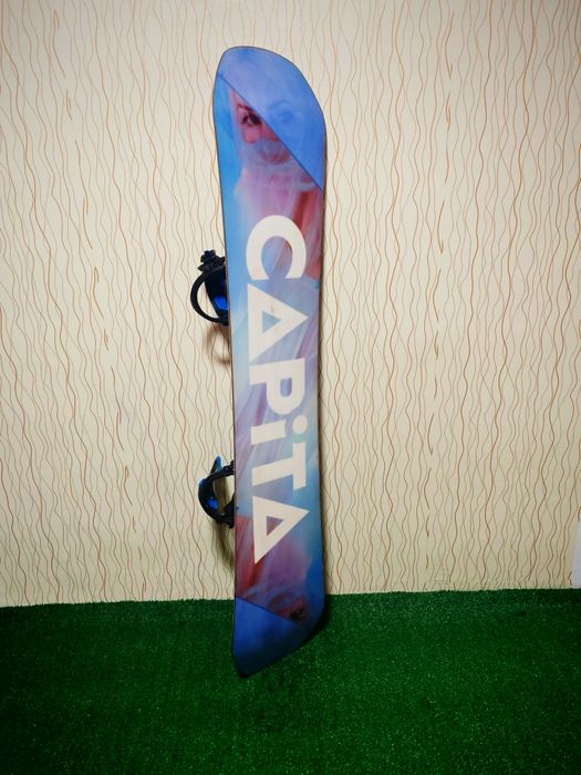 Placa Snowboard Capita Defenders of Awesome 159cm + Legaturi Nitro M-L