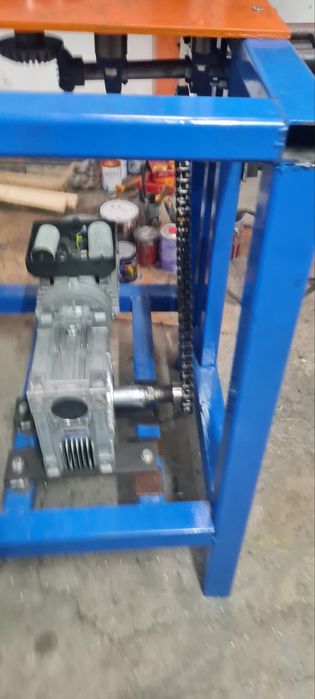 Машина за огъване на ковано желязо