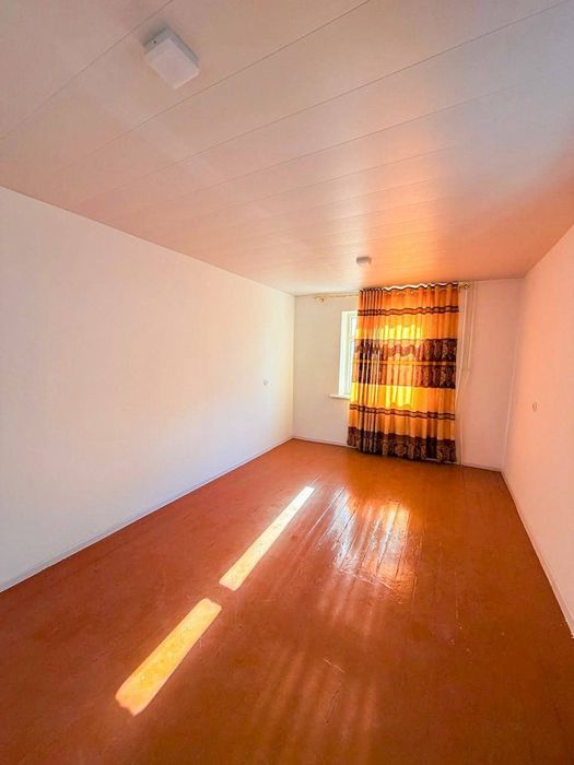 1/2/5 Буюк Ипак Йули 37м2 балкон 2х3 Кирпич Военный Госпиталь