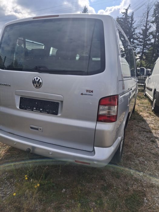 Продавам бус Т5 4х4