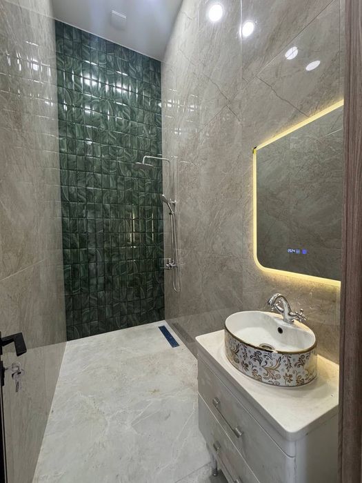 Офис с участком на Астрономии в Мирзо-Улугбекском районе!