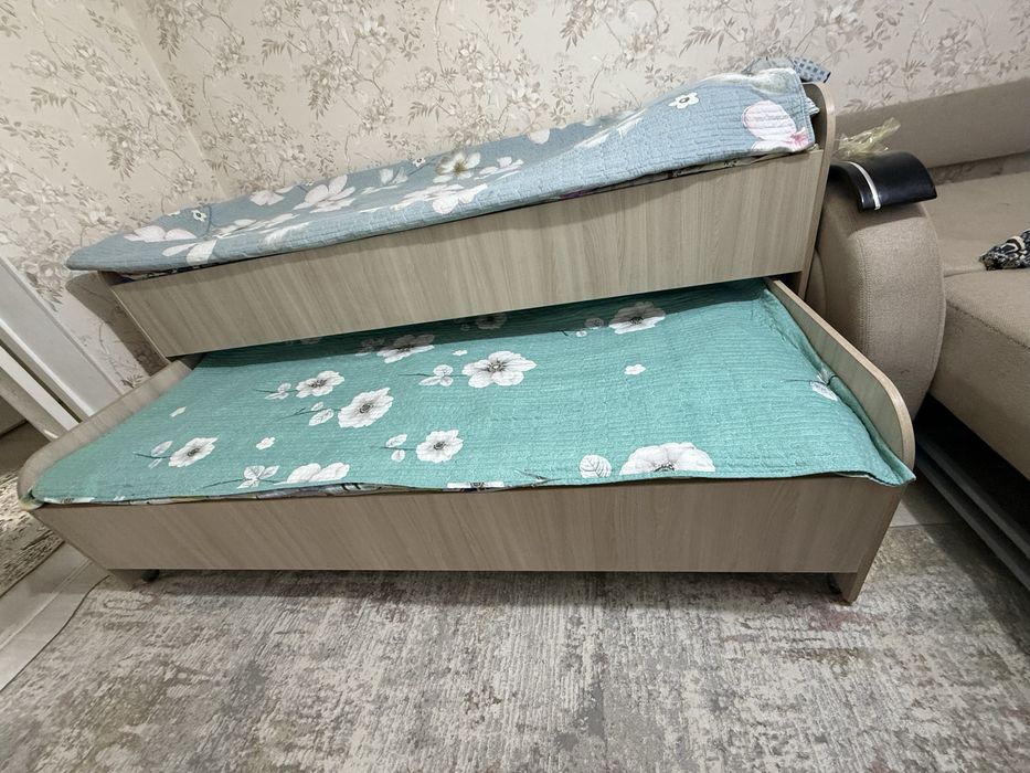 Продам кровать раздвижная