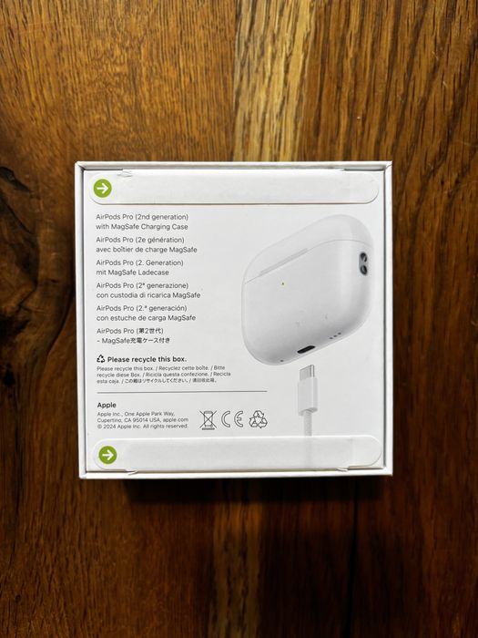 AirPods Pro (2nd generation) cu MagSafe Charging Case - nou, sigilat