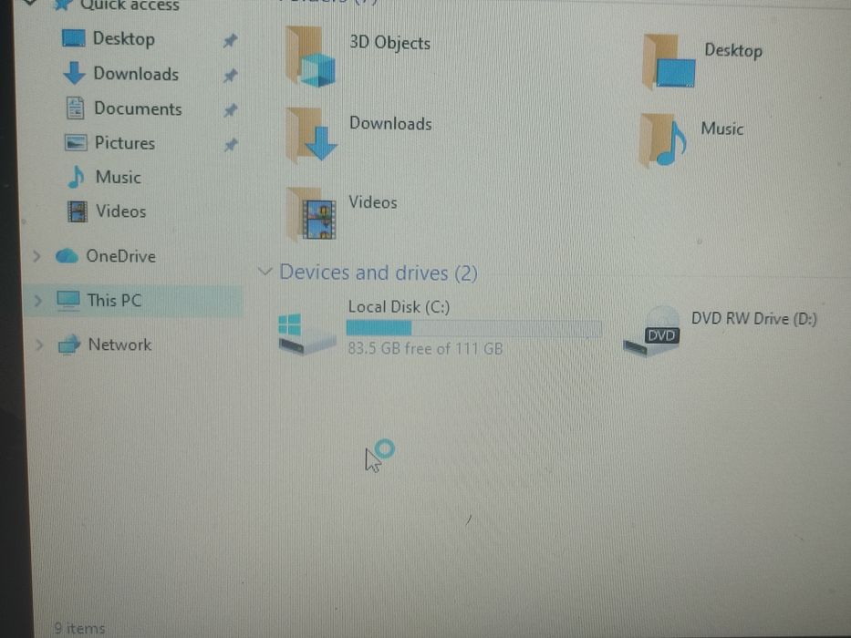 Laptop Fujitsu Siemens A555 - i5-5200u/ 8gb Ram/ 128GB SSD/ Baterie 3h