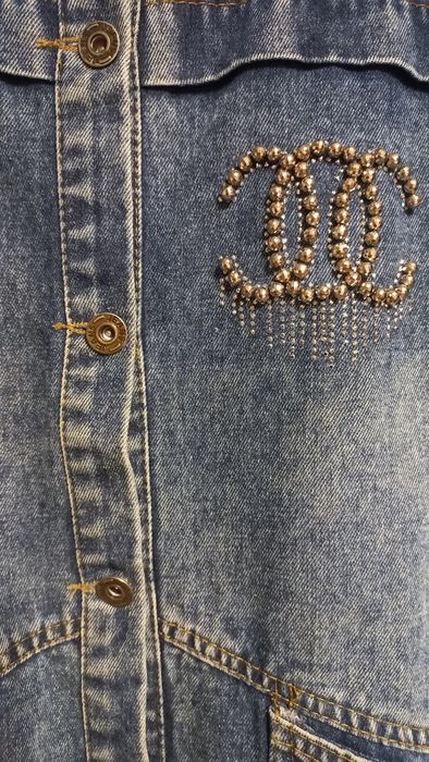 Продам джинсовую куртку 50р.