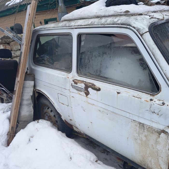 Продам Ниву на разбор