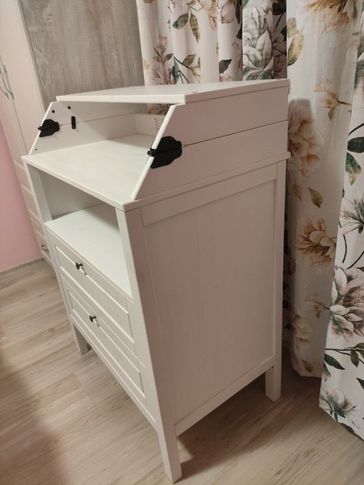 Маса за повиване скрин Ikea SUNDVIK