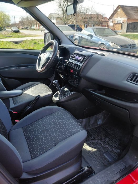 Fiat Doblo 2010 - 1.6 Diesel 105Cp - Clima!