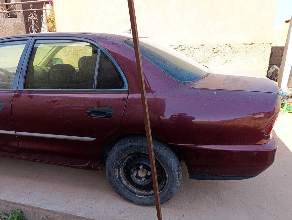 Mitsubishi Galant