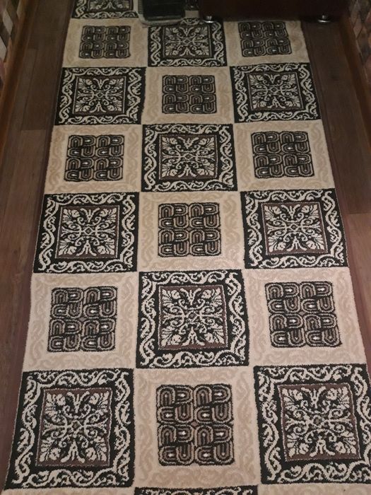 Продаётся дорожки,коврики.Цена окончательная.