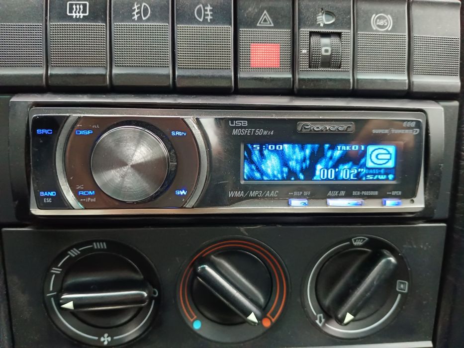 Автомагнитола Pioneer