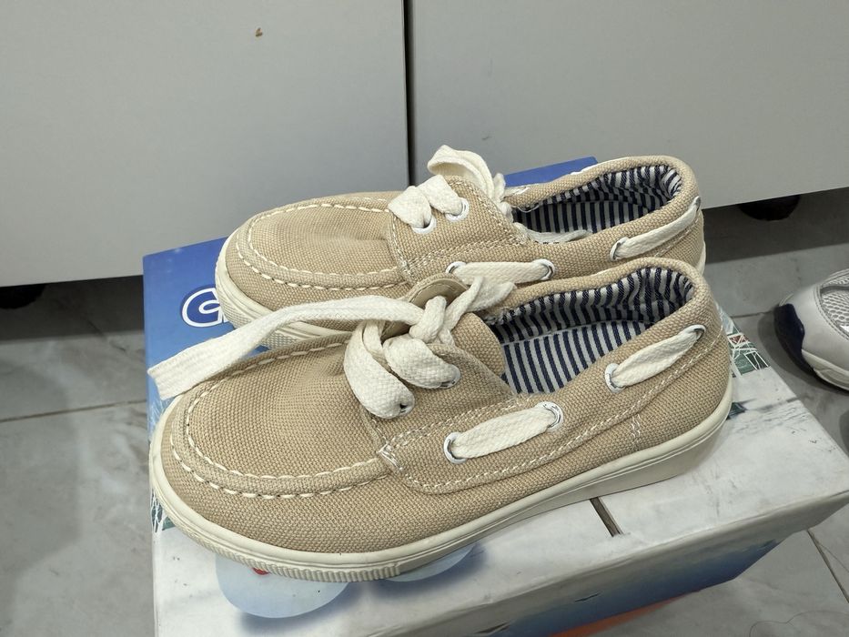 Продам макасины для мальчика