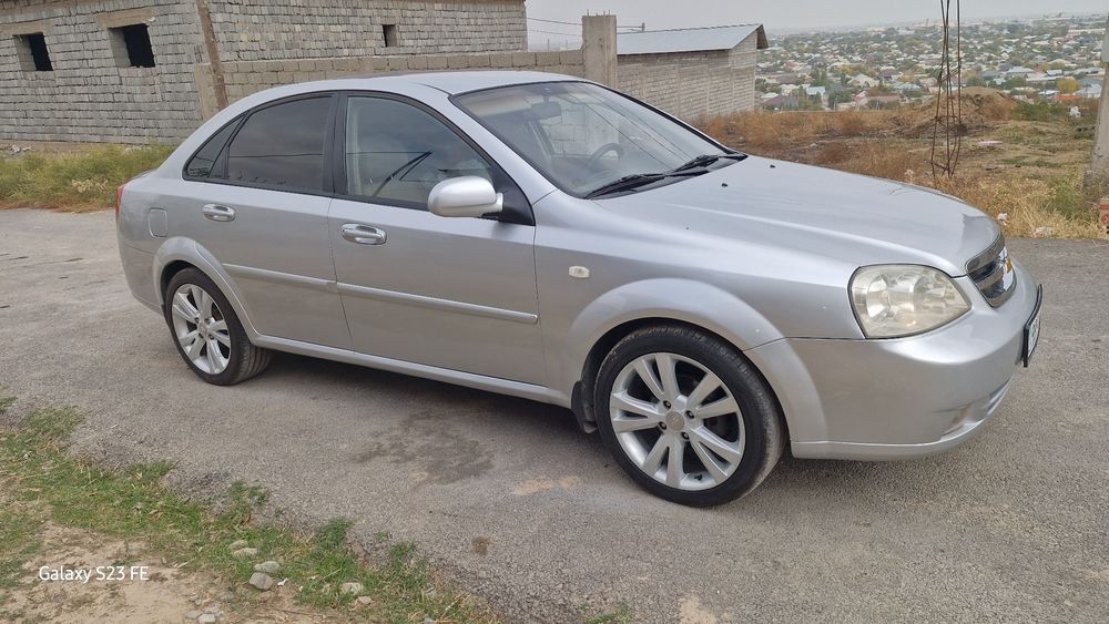 Жентра Лачетти р 17 215/45