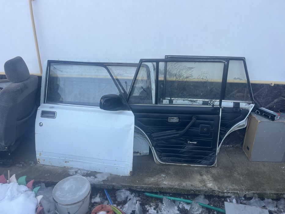 Двери на ваз.       Жигули.