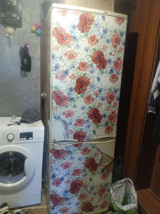 Продам холодильник