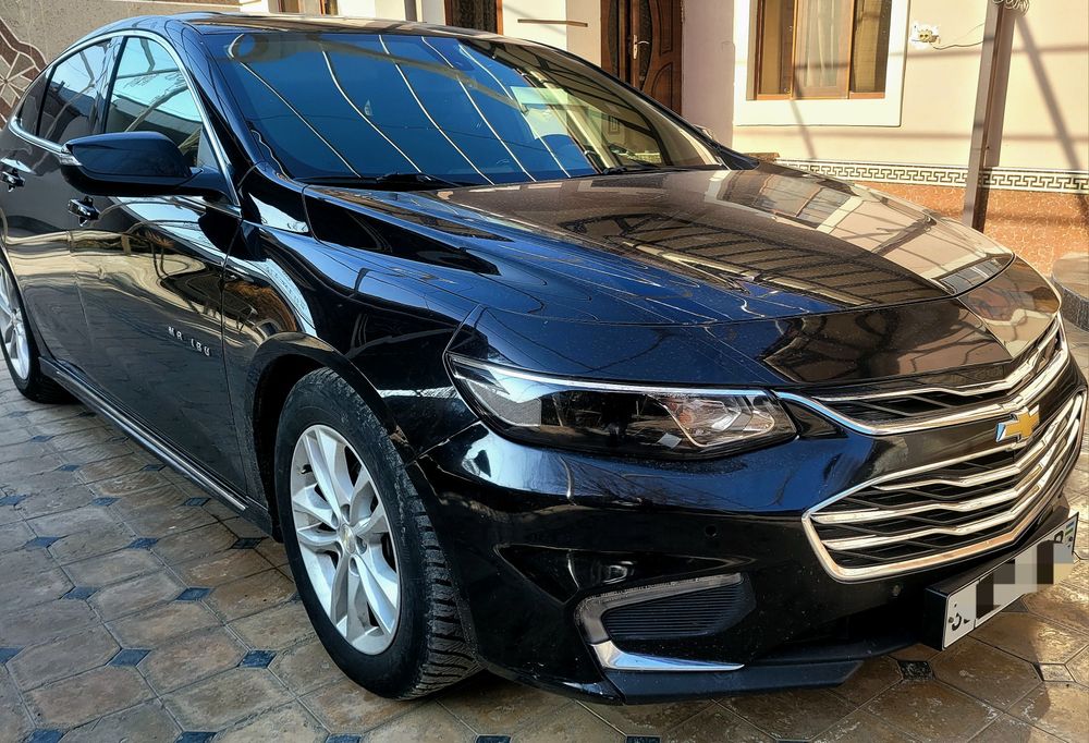 Малибу 2.4 сотилади