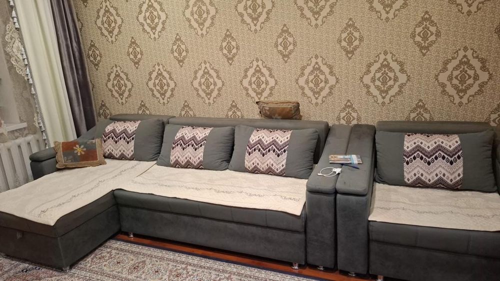 Продам диван в отличном состоянии
