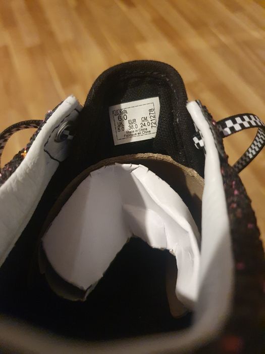 Pantofi Noi Vans "Off The Wall" șireturi Cartoon Network marimea 38