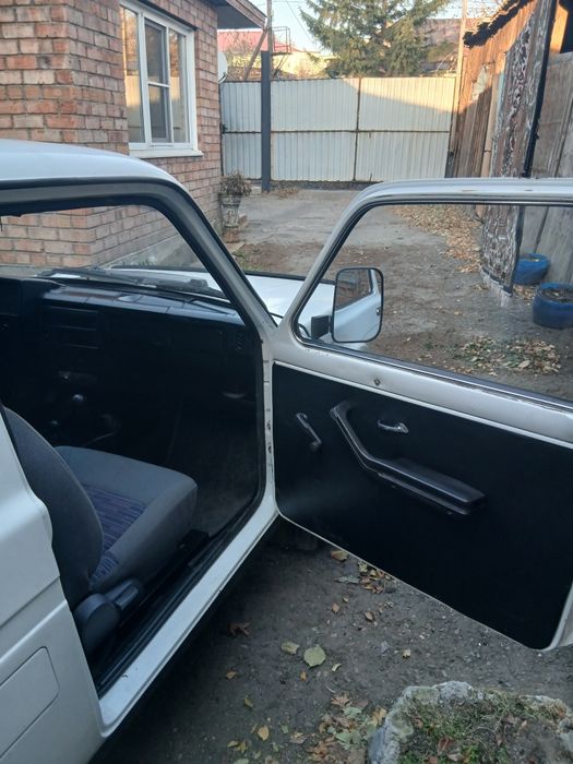 Продается нива 21213