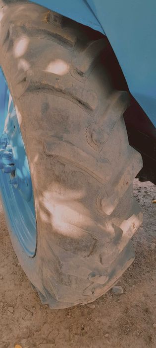 МТЗ 80 Трактор 7 та жиҳозлари билан