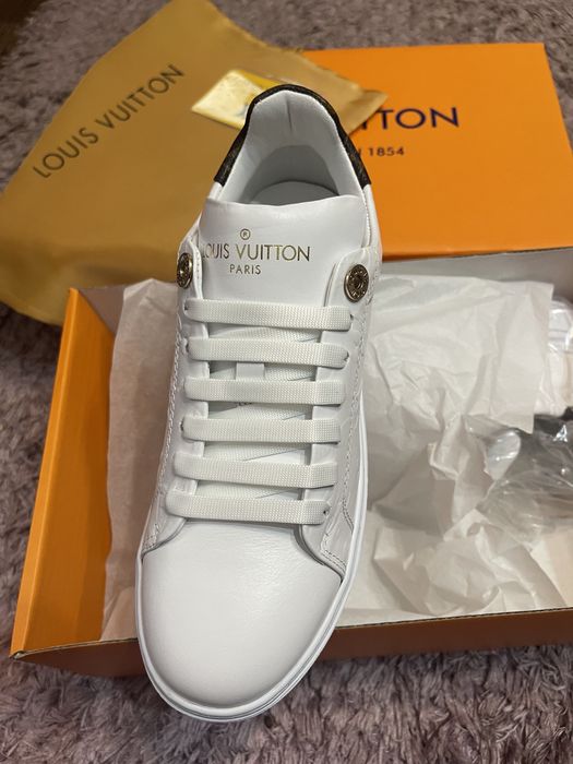 Adidasi Louis Vuitton piele naturala