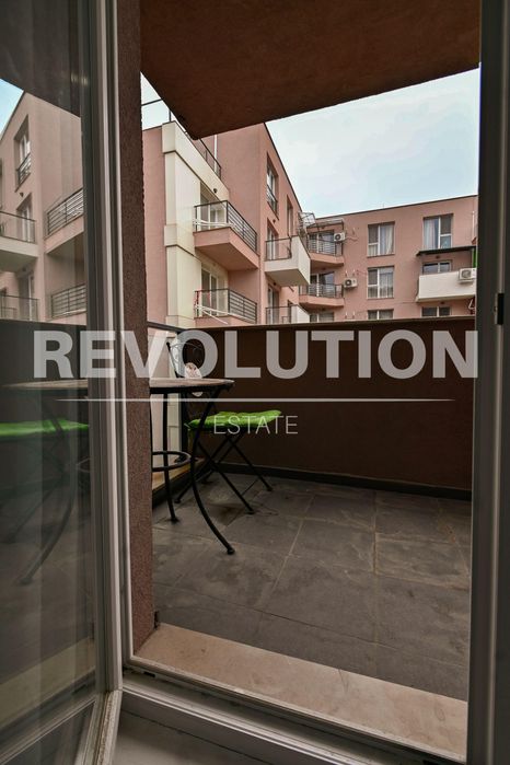 Двустаен апартамент с ПАРКОМЯСТО в ж.к. Малинова долина.