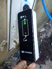 Încărcător mașina electrică