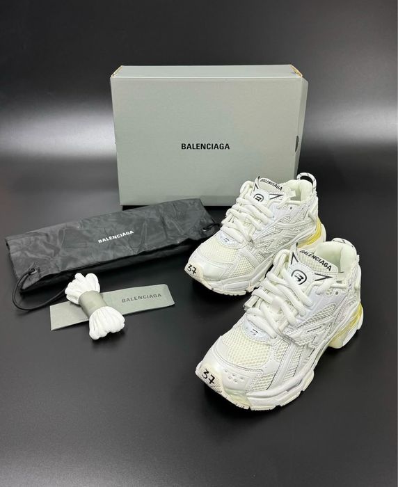 Balenciaga Runner Бял