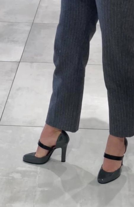 Продаются кожаные туфли