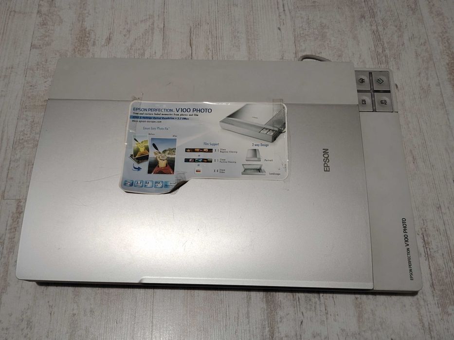 Epson Perfection V100 Photo Намален