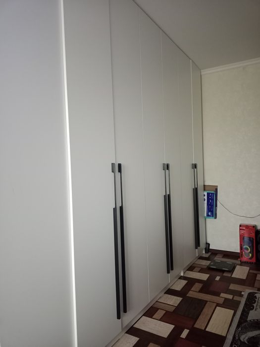 Продам 5-12. 2 этаж.