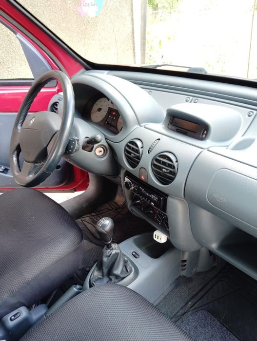 Vând Renault Kangoo