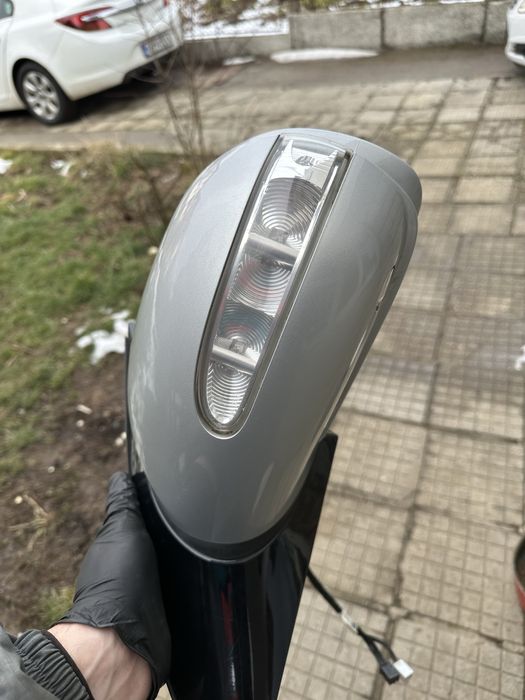 Ляво огледало Mercedes R class W251 боя 775