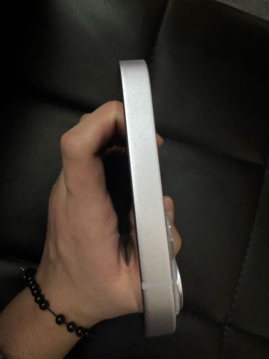 Iphone 14 plus Purple