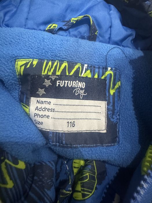 Куртка futurino на 5-6 лет