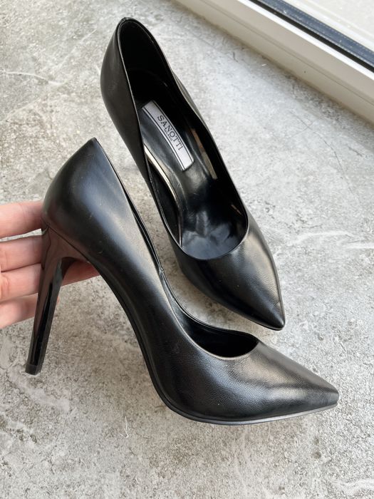 Новые босоножки 35 и 36 размера