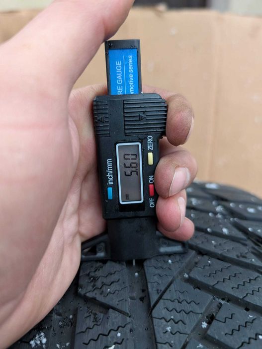 4 anvelope iarna Continental WinterContact 235 40 R19 96V