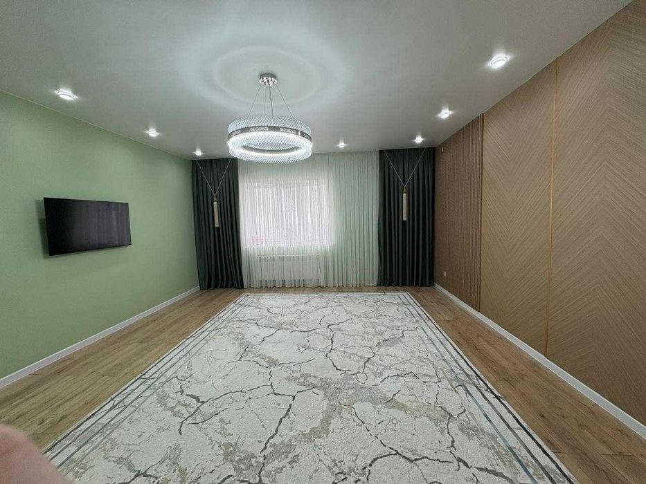 Продам 2х комн Батыс ЖК Сункар