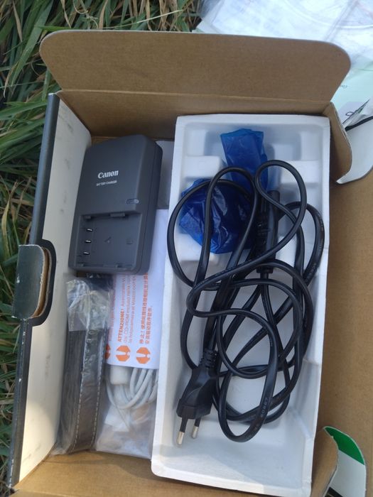 Зарядка от батареи.фотопарат. разные