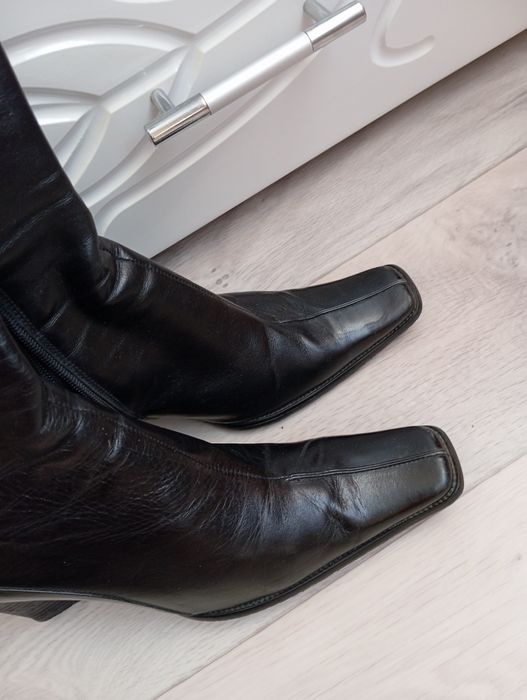 Сапоги осенние, кожа.